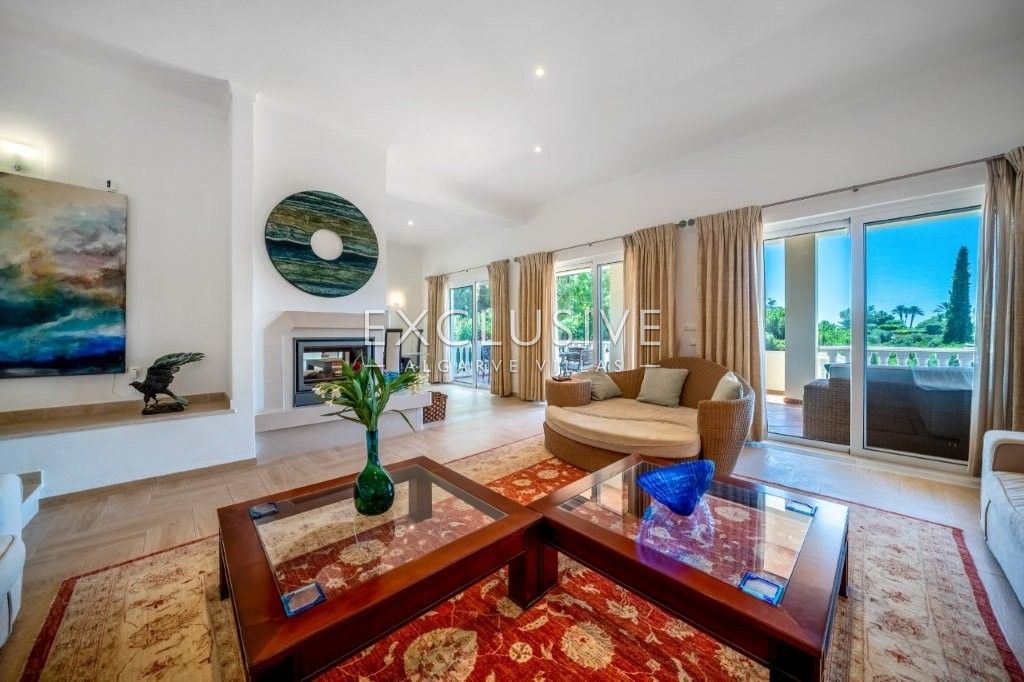 Modern 4 bed villa, with traditional Portuguese features, pool and seaviews, Carvoeiro, photo 7