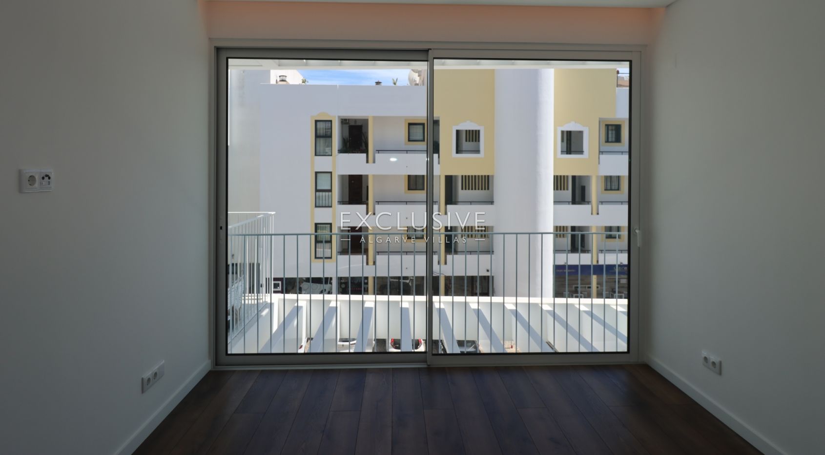Modern 3 Bedroom Apartment in Vilamoura, Close to the Marina and Golf Courses, photo 8