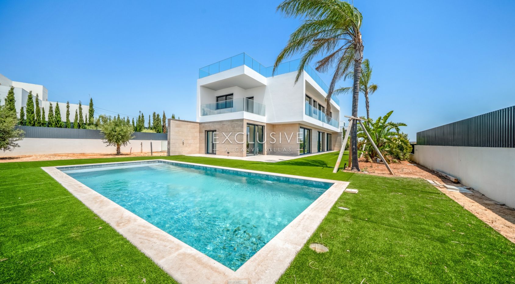 New 4-Bed Luxury Villa with Pool in Encosta Dourada, Pêra, Algarve, Silves, Portugal
