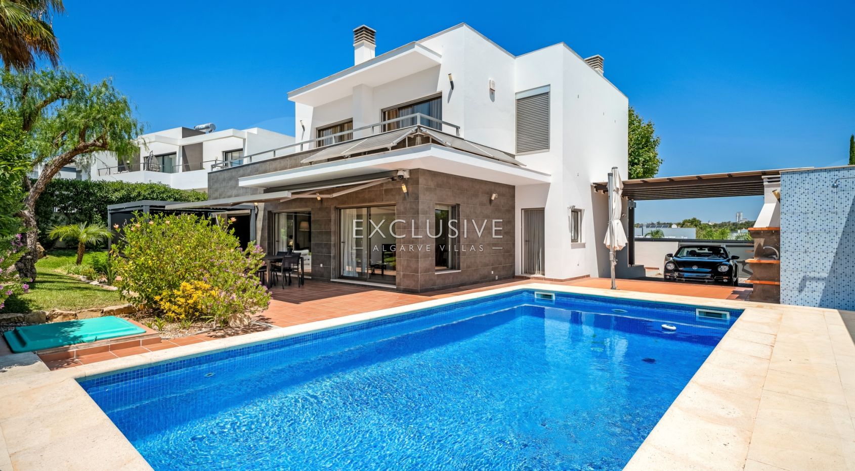 Modern 4-Bedroom Villa with Pool, beach & golf nearby, Alcantarilha, Algarve, photo 7