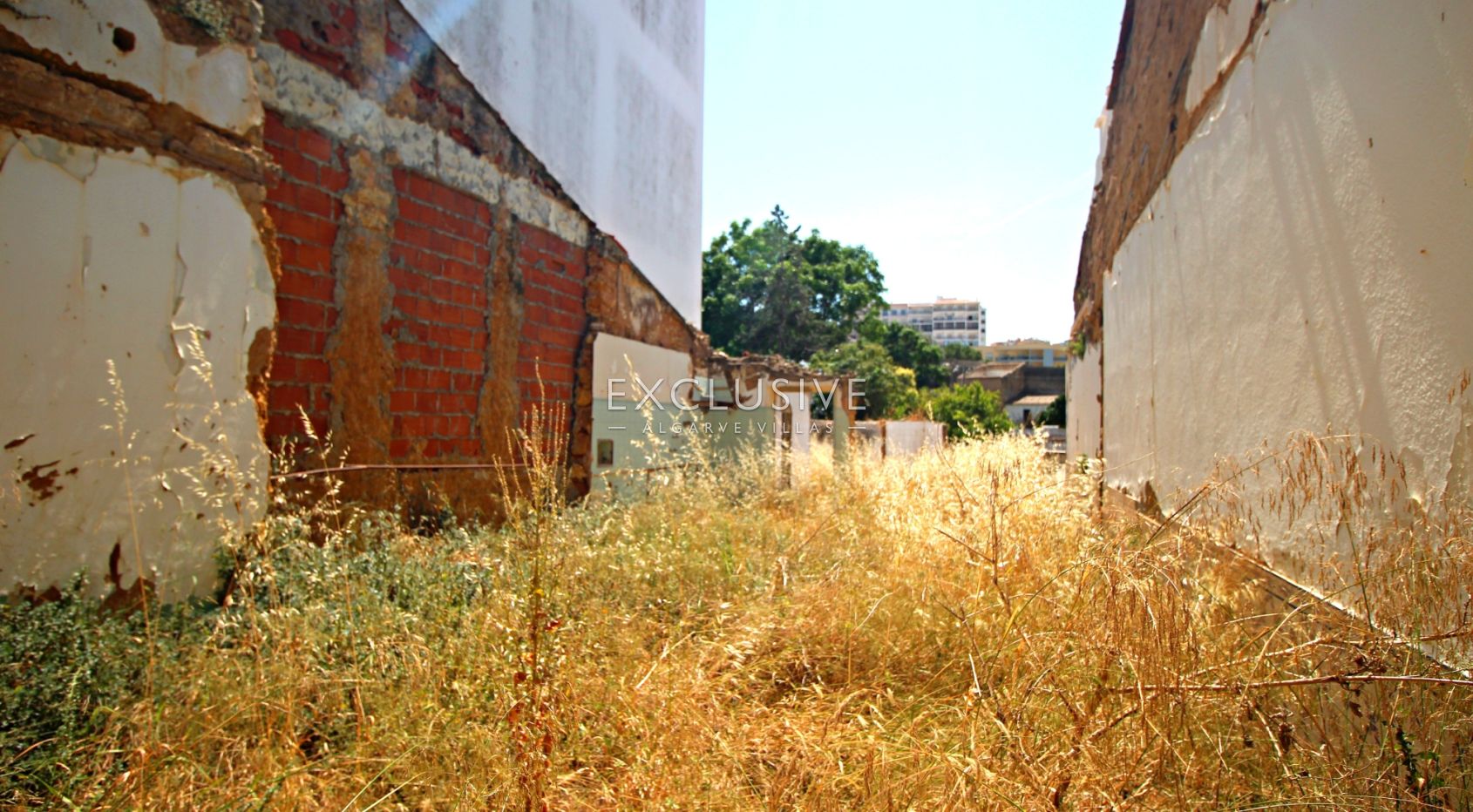 Plot to Build Townhouse with Garden and Pool in historic centre in Lagos, Algarve, photo 7