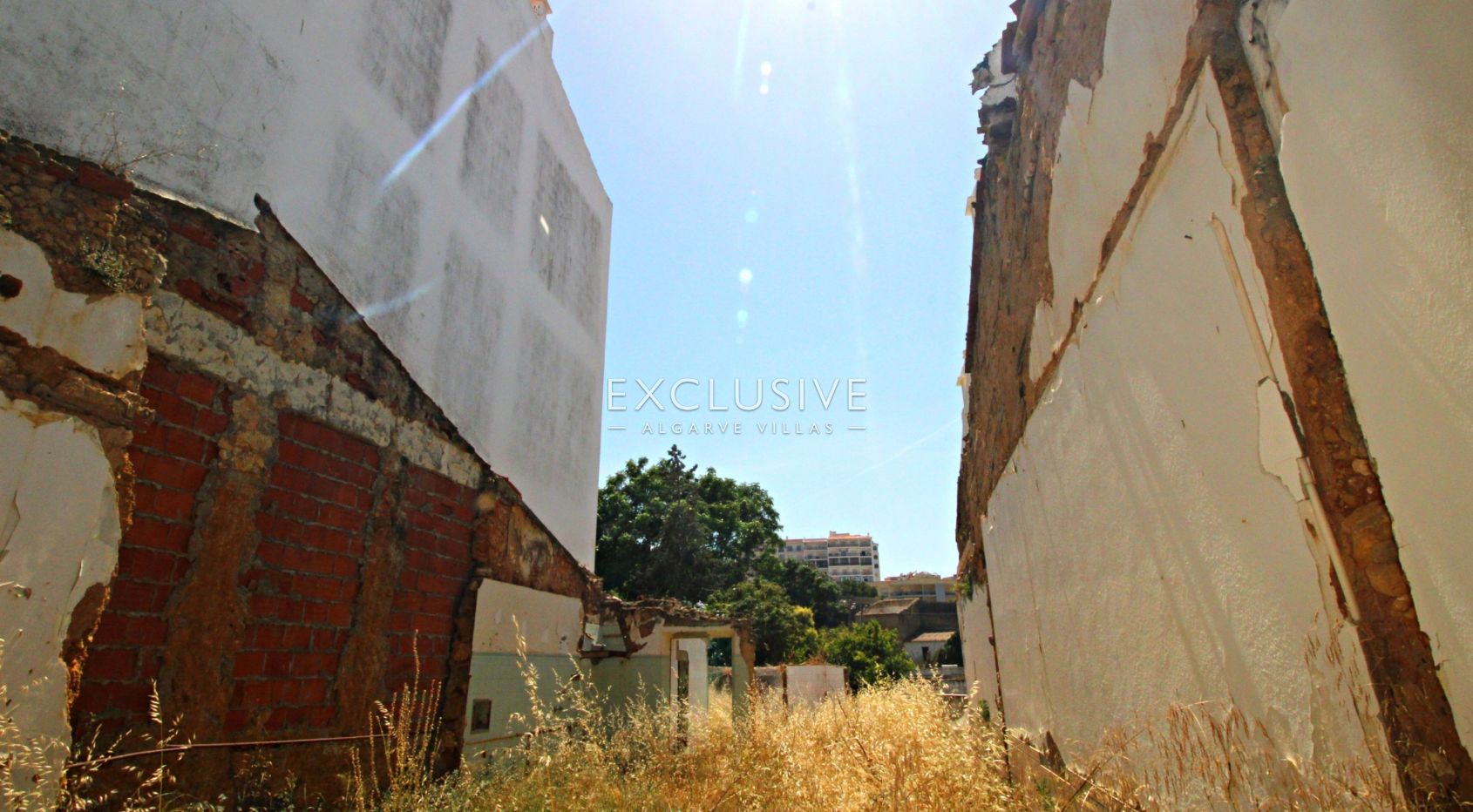 Plot to Build Townhouse with Garden and Pool in historic centre in Lagos, Algarve, photo 8