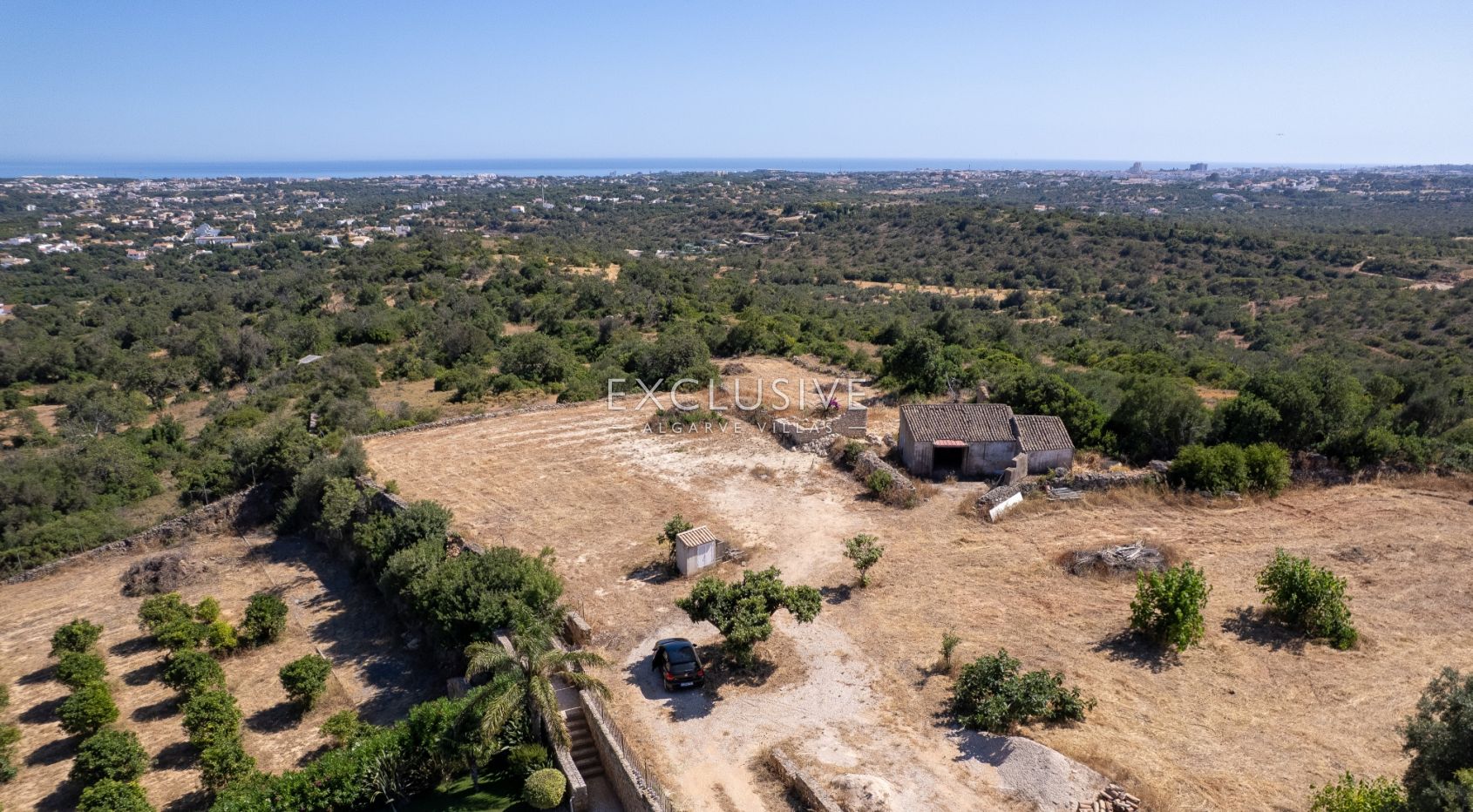 4 parcels of land with 2 Ruins, for construction of 2 properties with Seaviews Albufeira, Albufeira, Portugal