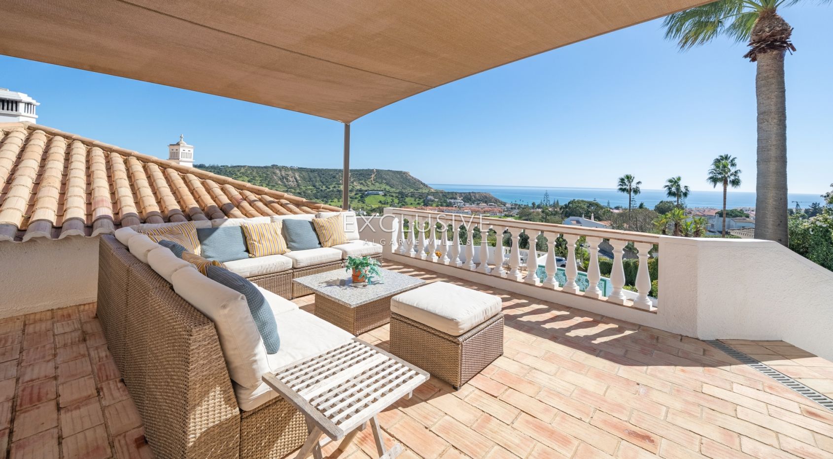 Four bedroom villa with excelent sea views in Praia da Luz, photo 3