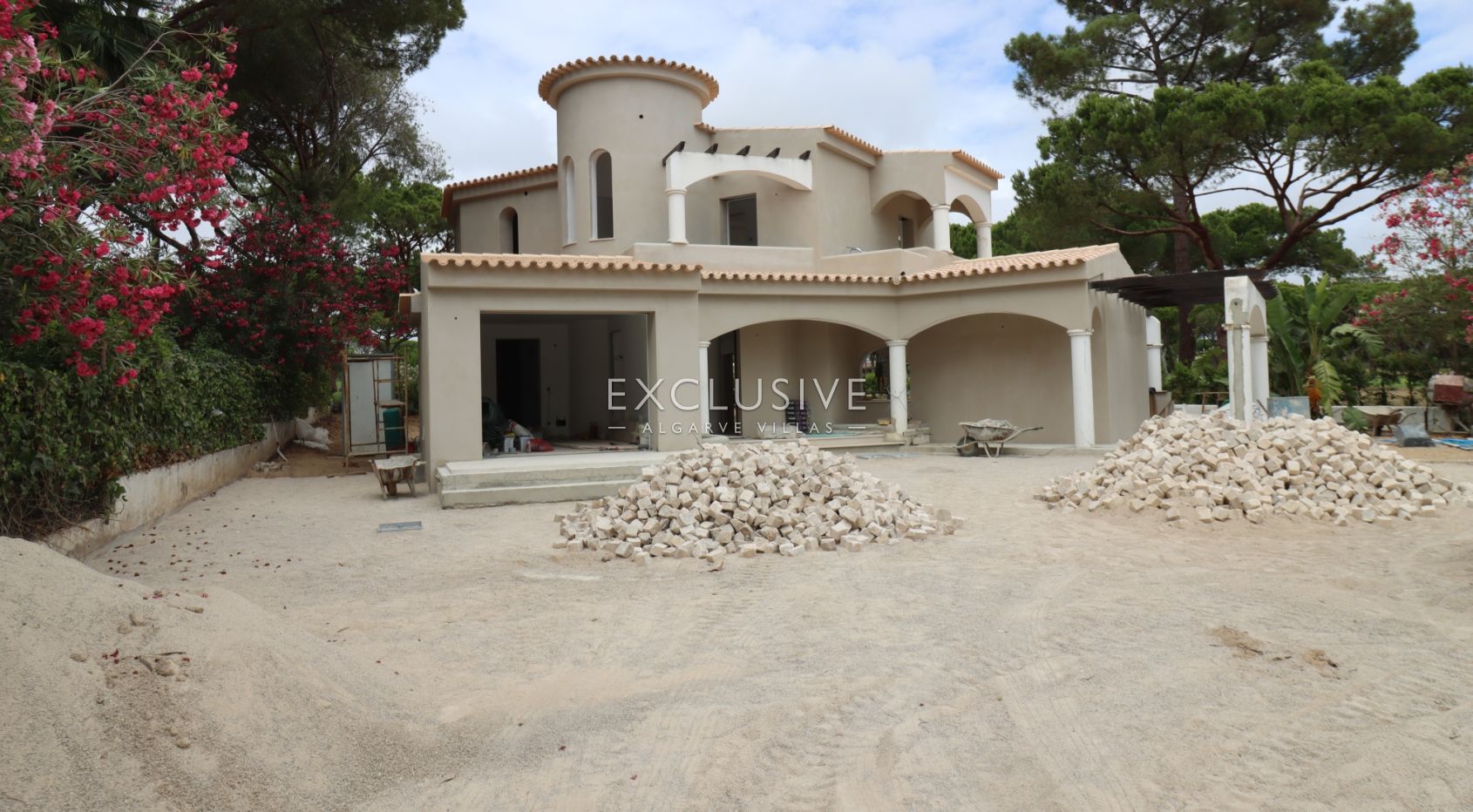 4 Bedroom golf facing villa in Vilamoura, Algarve, Loulé, Portugal