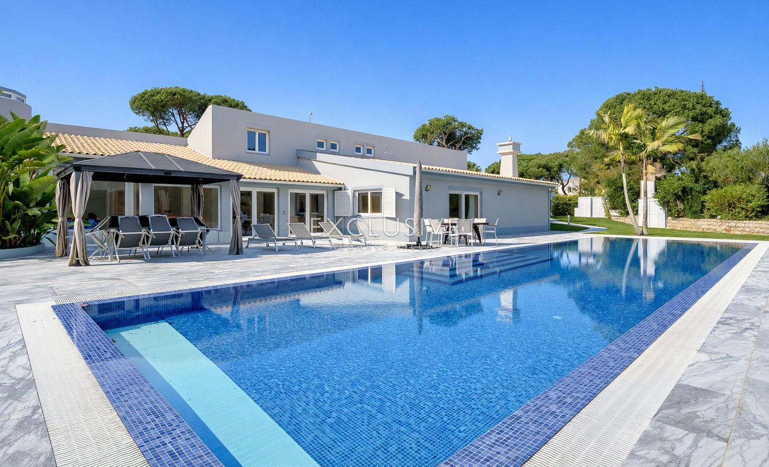 Buy a 4+1 Bedroom Luxury Villa in Vilamoura’s Prestigious Old Course Area, Loulé, Portugal