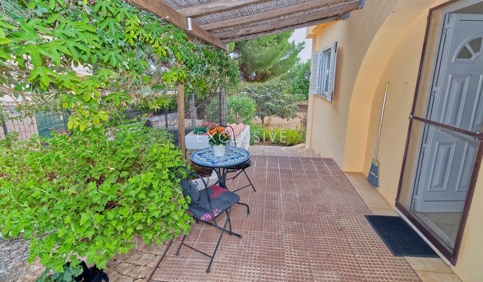 Detached 4 Bedrooms Villa with Pool and Large Plot in Alcantarilha, Silves, photo 3