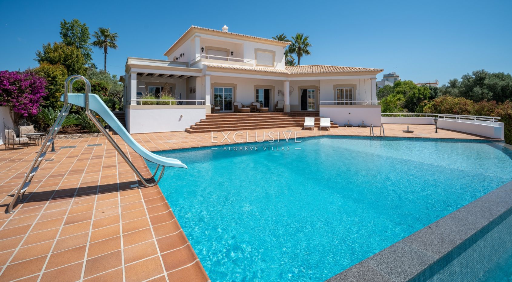 Charming Villa with seaview close to the beach, Alvor, Algarve, Portimão, Portugal