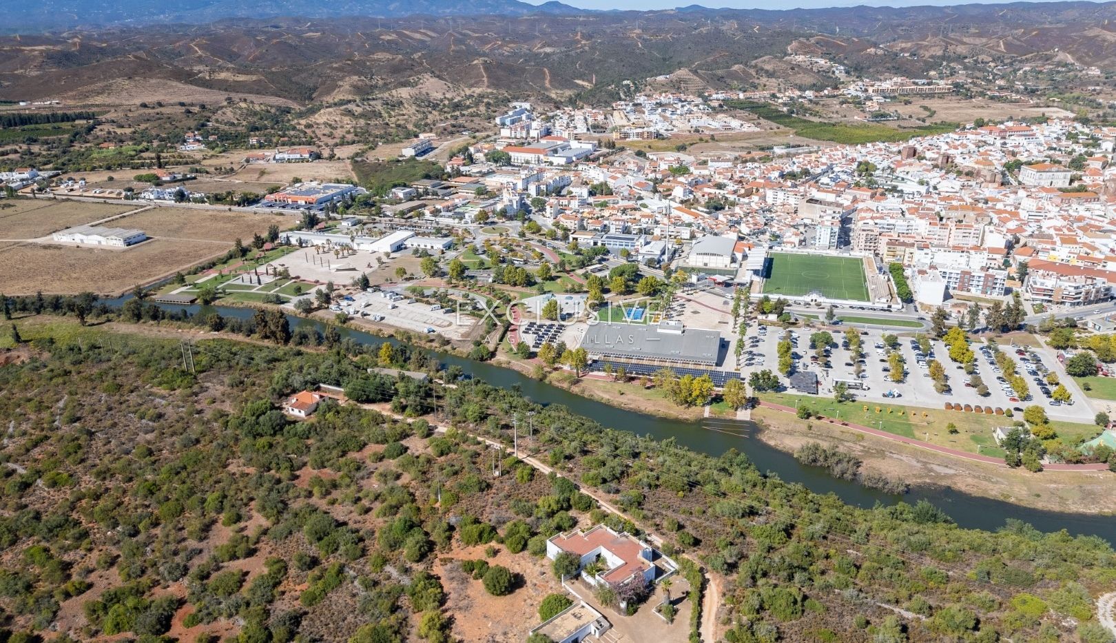 Buy investment property with big plot of land and 2 houses with panoramic views to Silves castle, photo 3