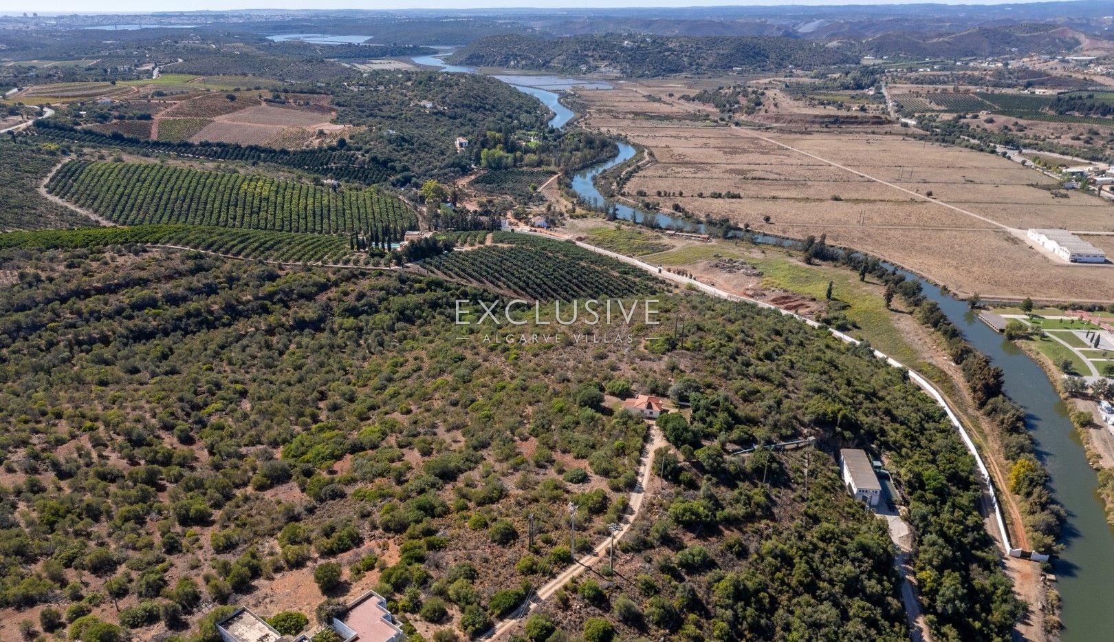 Buy investment property with big plot of land and 2 houses with panoramic views to Silves castle, photo 5