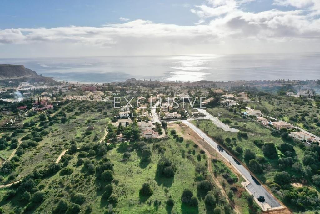 Building plot with approved architects project in Praia da Luz, Lagos, Algarve, photo 8