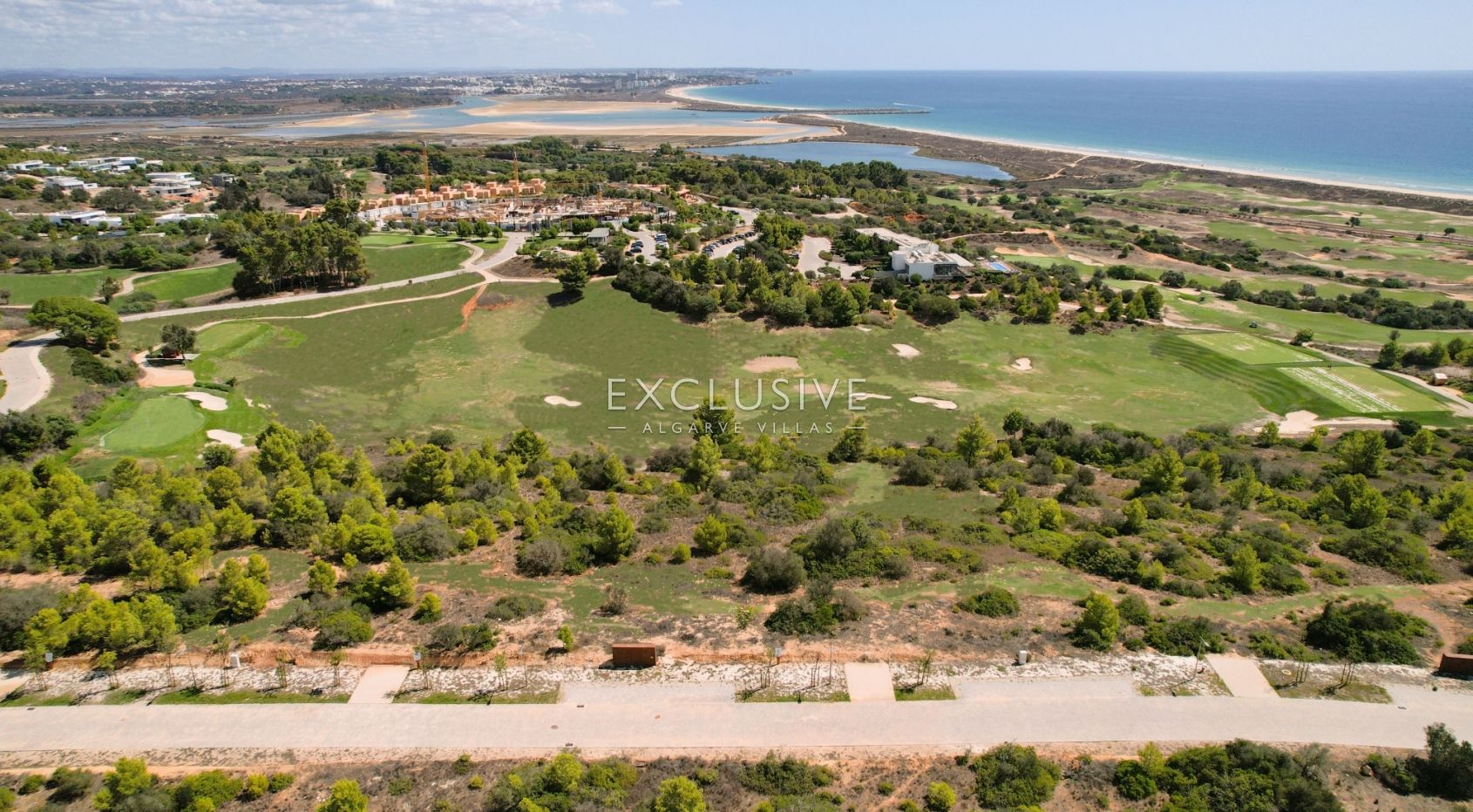 in Lagos (Algarve), Palmares golf course, building plot for large villa with ocean view, Lagos, Portugal