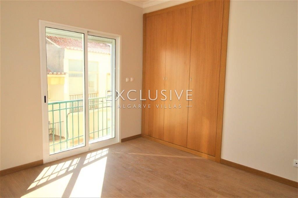 Modern 2 bedroom apartment close to the city center, in Lagos (Algarve), photo 8