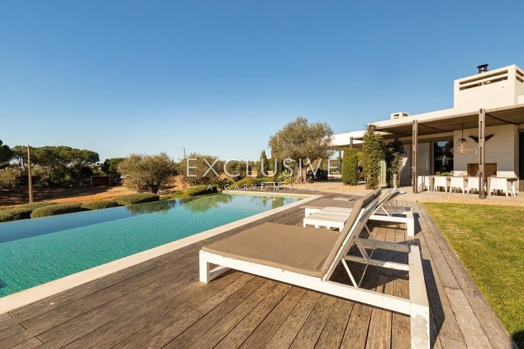 Equestrian horse property with stables and riding facilities in Algarve, Portugal, photo 4