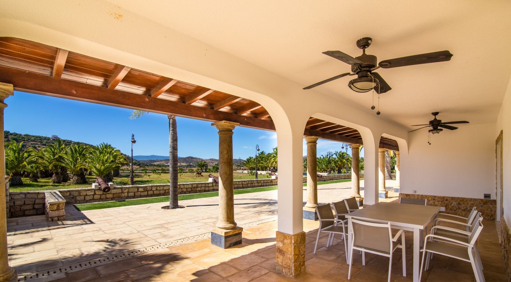 Algarve river front villa with boat access to the Arade river & atlantic ocean in Silves, photo 8