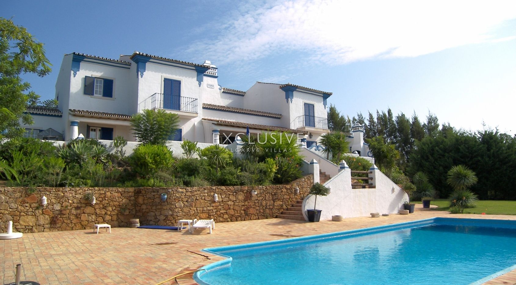 Traditional quinta style mansion with 3 ha. of land in Almancil Central Algarve, Loulé, Portugal