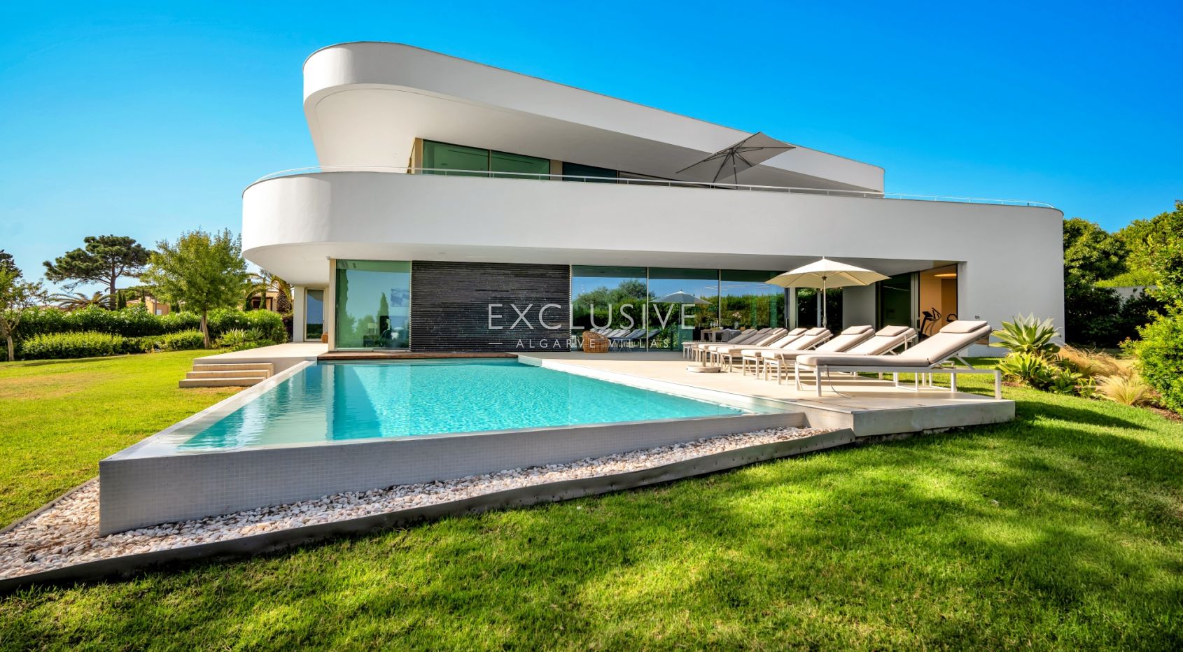 Luxury 6 bedroom Villa with 360º Sea Views in Canavial, Lagos, photo 3