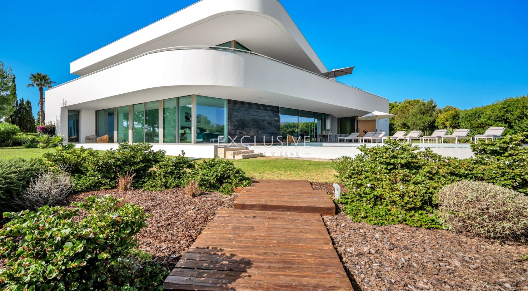 Luxury 6 bedroom Villa with 360º Sea Views in Canavial, Lagos, photo 5