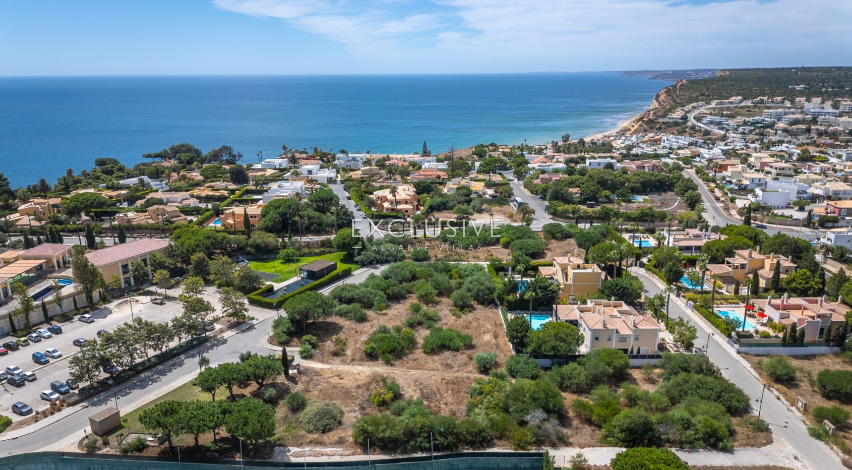 Building Plots with Approved Project for Villa with Pool in Cascade Resort, Lagos, Lagos, Portugal