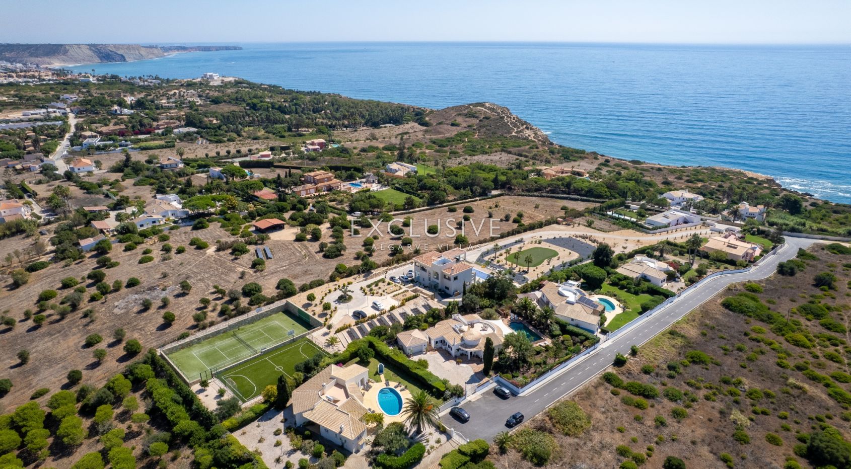Charming 4 Bedroom Villa with Amazing Ocean Views near Praia da Luz and Burgau, photo 5