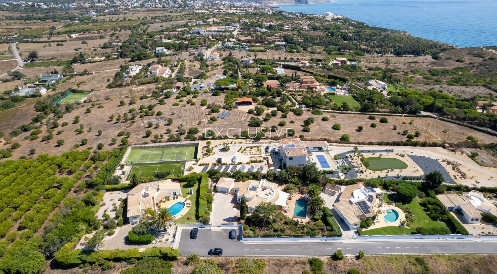 Charming 4 Bedroom Villa with Amazing Ocean Views near Praia da Luz and Burgau, photo 6