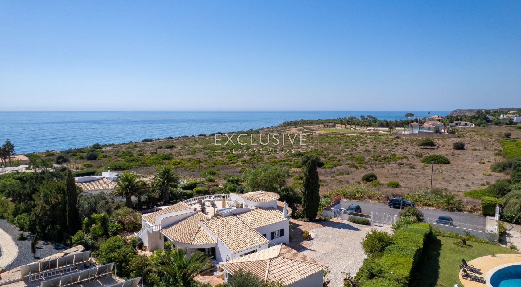 Charming 4 Bedroom Villa with Amazing Ocean Views near Praia da Luz and Burgau, photo 8