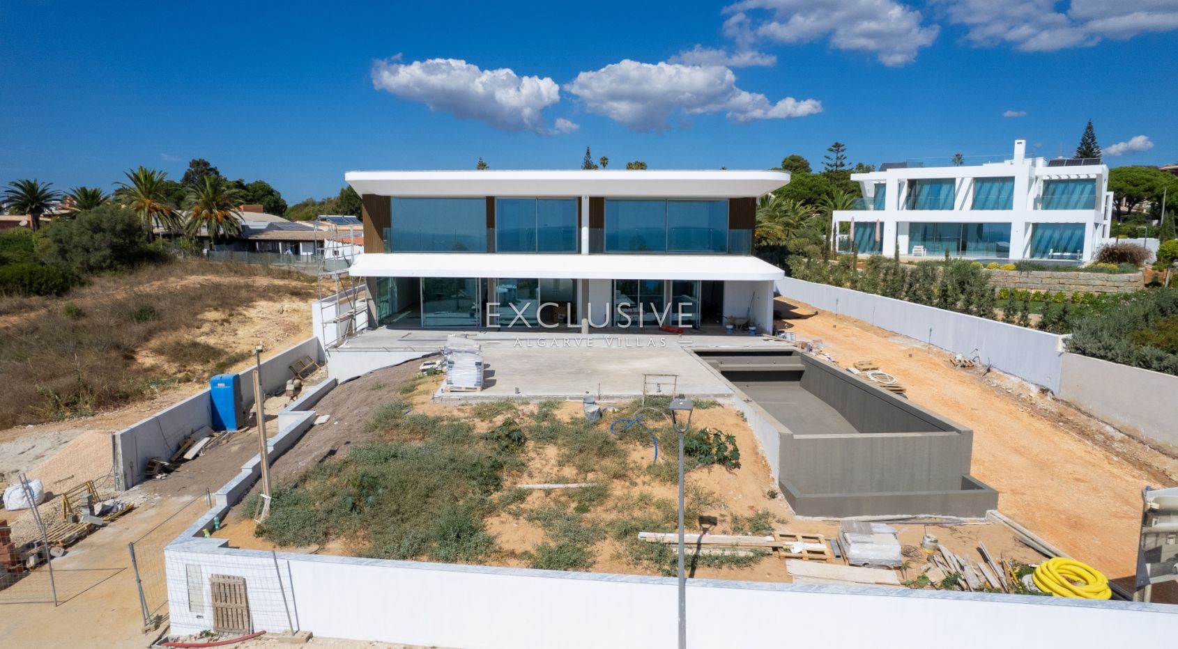 Modern Designer Villa with Sea & Black Rock Views in Praia da Luz, photo 6