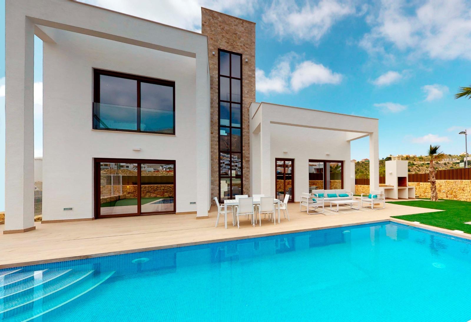 Key-Ready 5-Bedroom Villa with Private Pool for Sale in Finestrat, photo 3