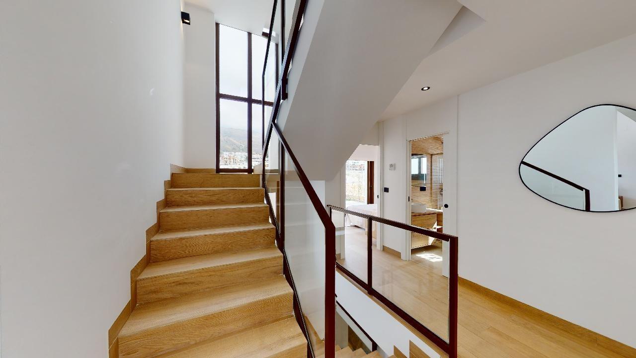 Key-Ready 5-Bedroom Villa with Private Pool for Sale in Finestrat, photo 5