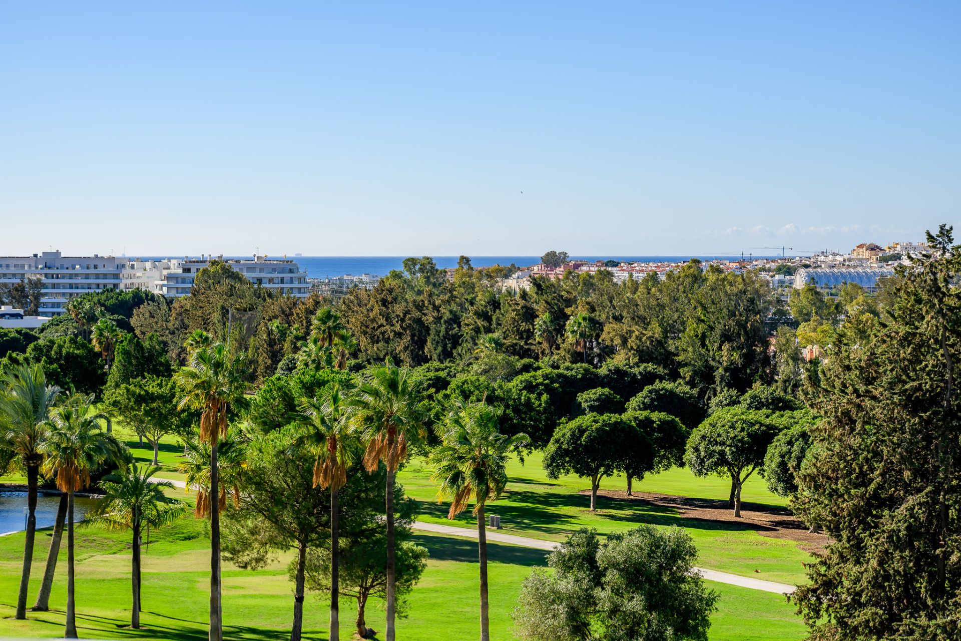Alcores de Golf apartment with beautiful views, Marbella, Spain