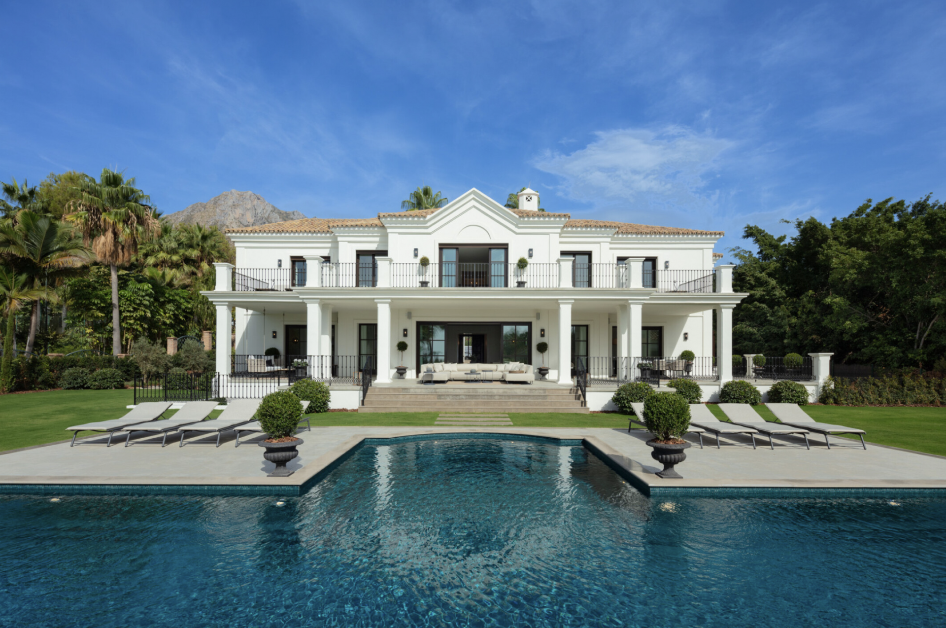 Villa in Marbella, Marbella, Spain