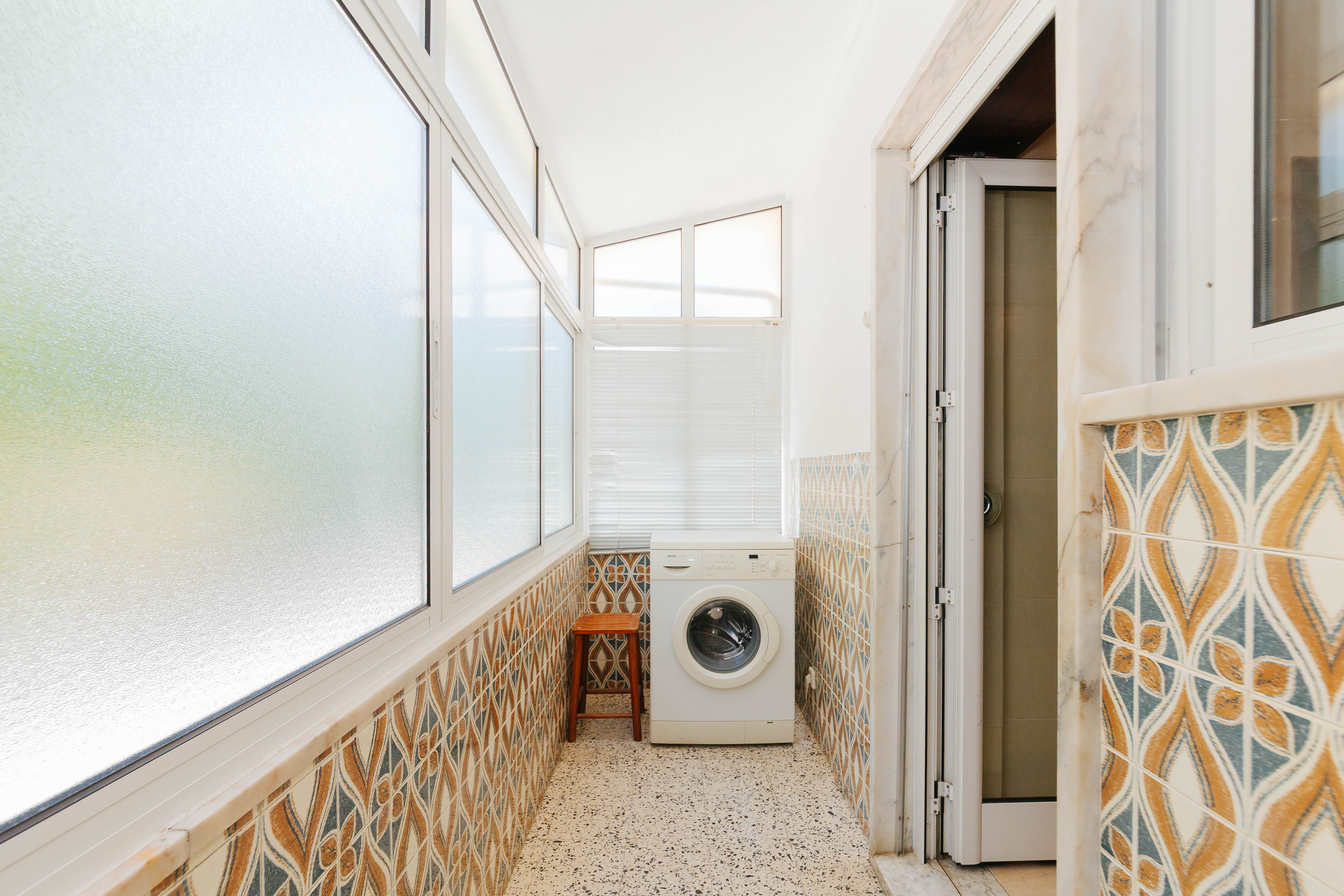Detached 5-Bedroom House with Garden, Garage, and Basement in Oeiras - Lisbon, photo 4